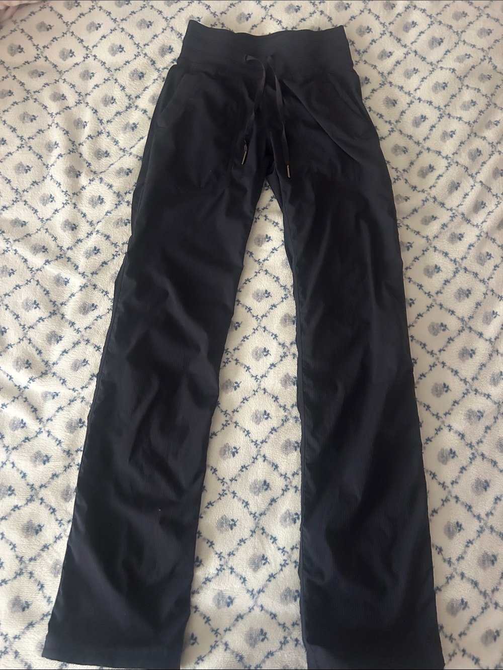Lululemon dance studio pants Navy size 0
